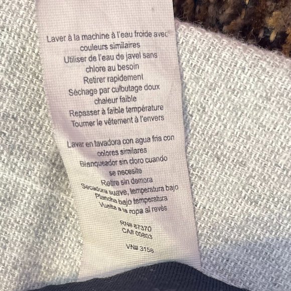 Alo Yago Woman's Black Peak Sports Bra xs - Picture 7 of 7